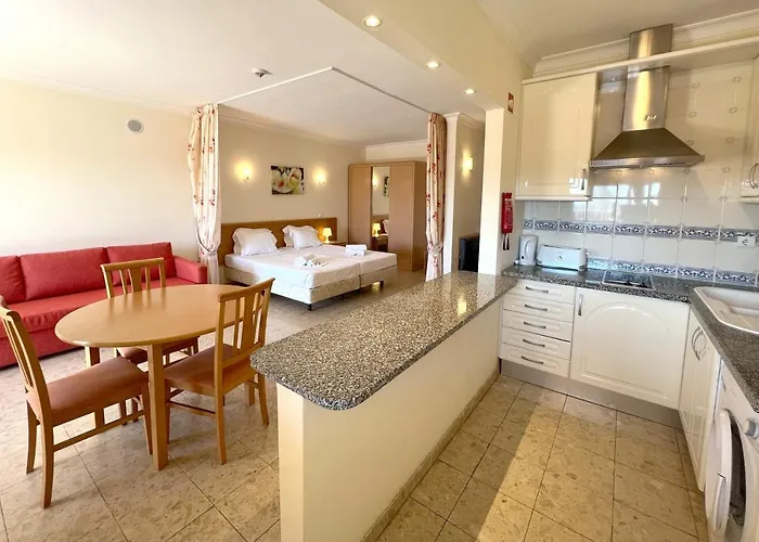 Clube Mar By Amcf * Portimão