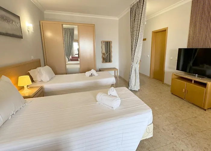 Clube Praia Mar By Amcf Apartment Portimão